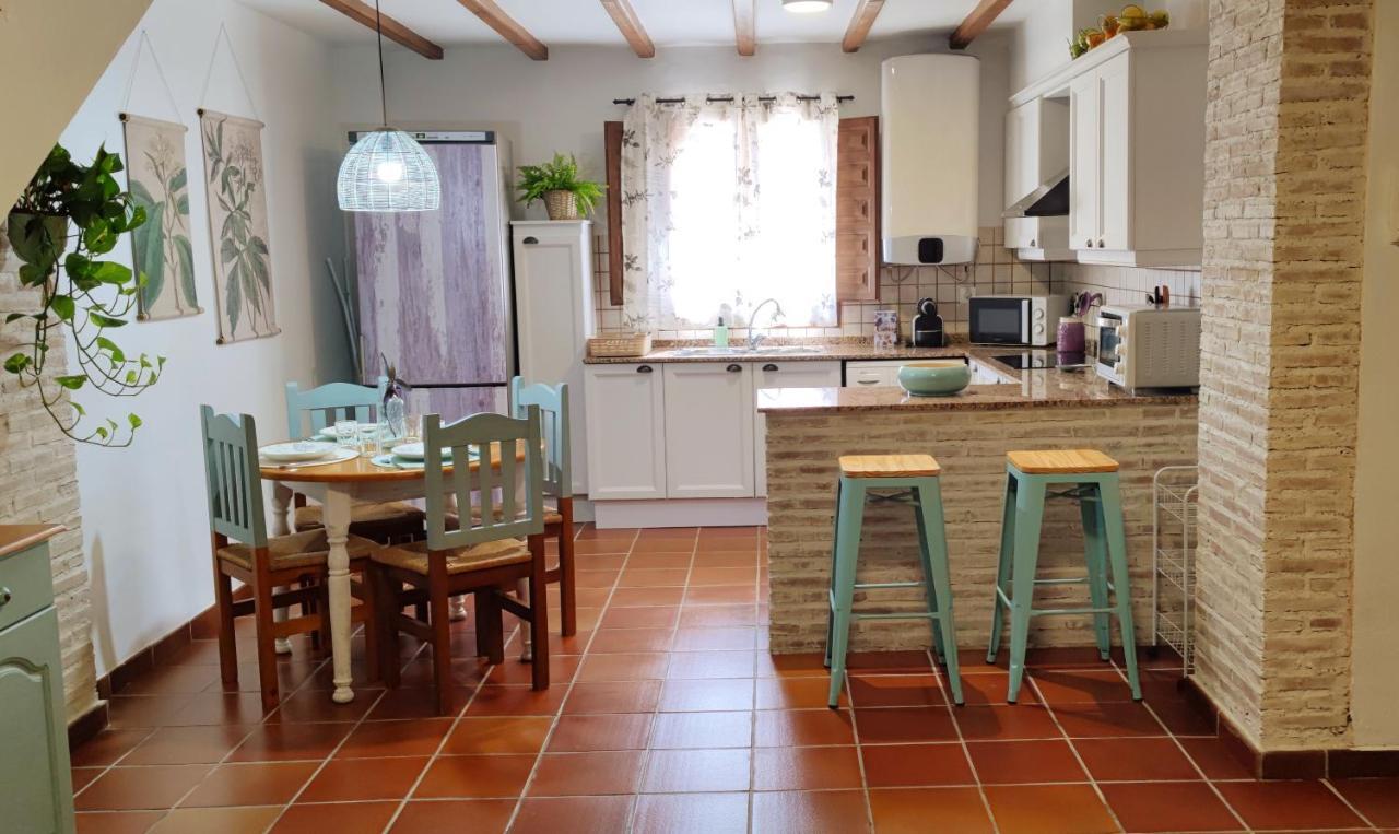 Masía de San Juan, casa rural renovada en Castillo con piscina y Aire Acondicionado Segorbe Exterior foto